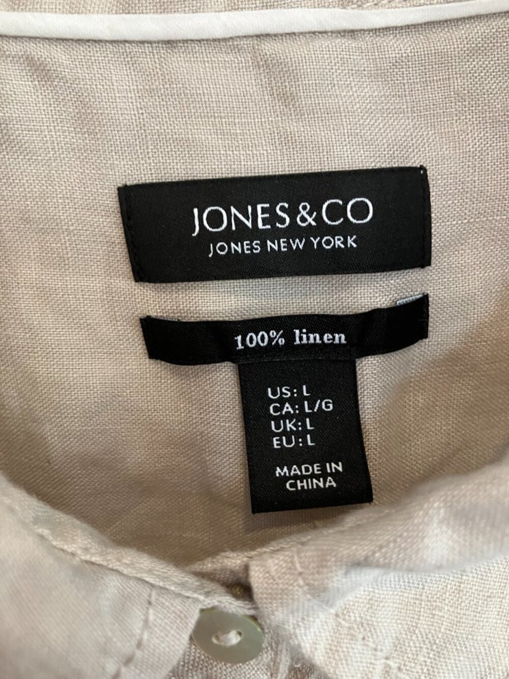 Jones & Co. Linen Button Up - Picture 3 of 3